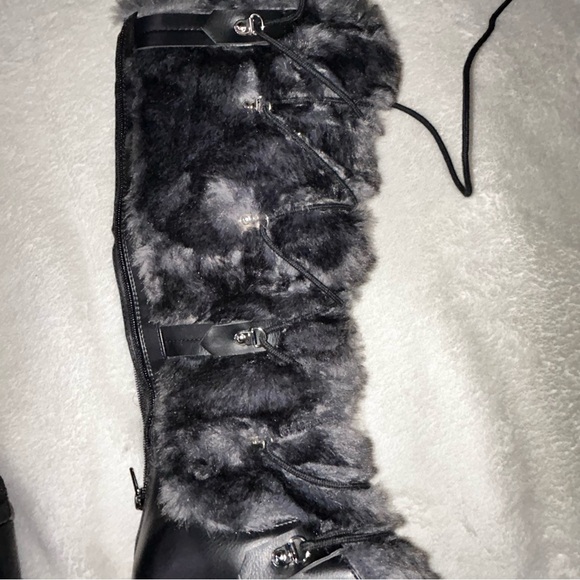 Shoe Dazzle Stylish Black Fur-Trimmed Women's Boots Size .9. US - Picture 10 of 16